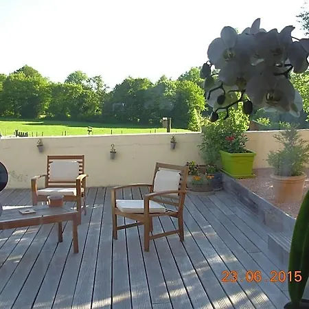 Bed & Breakfast Le Jardin Des Pierres Brunes 3*