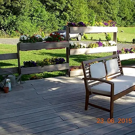 Le Jardin Des Pierres Brunes Bed & Breakfast Saint-Jean-des-Ollieres