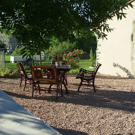 Bed & Breakfast Le Jardin Des Pierres Brunes