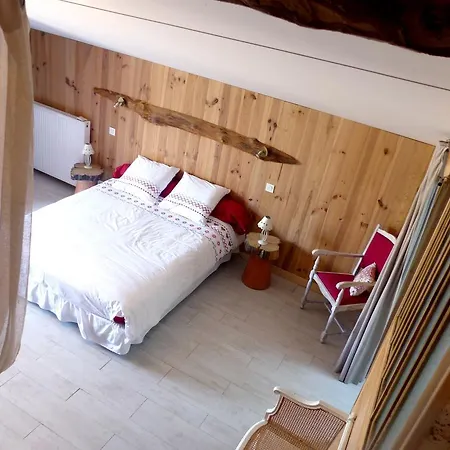 Le Jardin Des Pierres Brunes