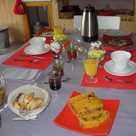 Le Jardin Des Pierres Brunes